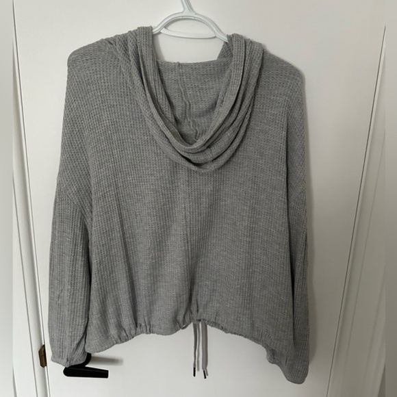 L*Space Venice Beach waffle knit cropped hoodie (size M/L) NWT - Picture 12 of 15